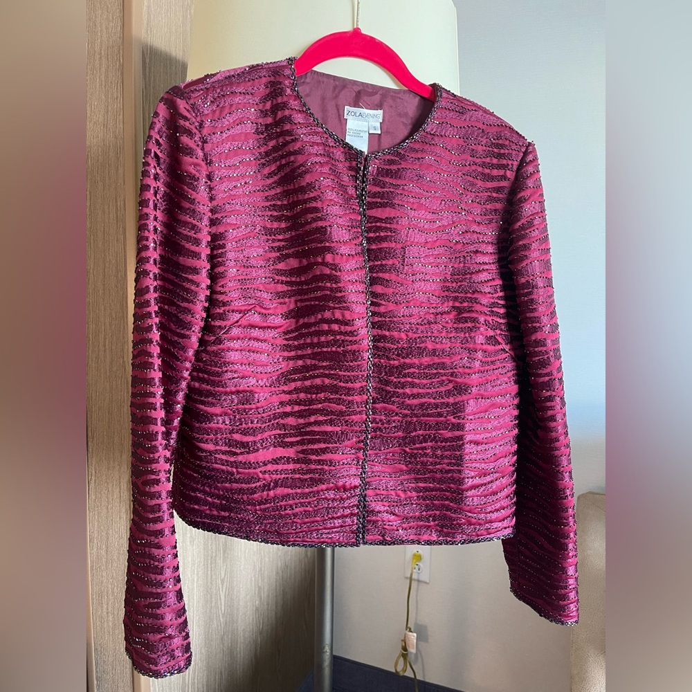 Zola Evening Elegant Burgundy Jacket (Z9)